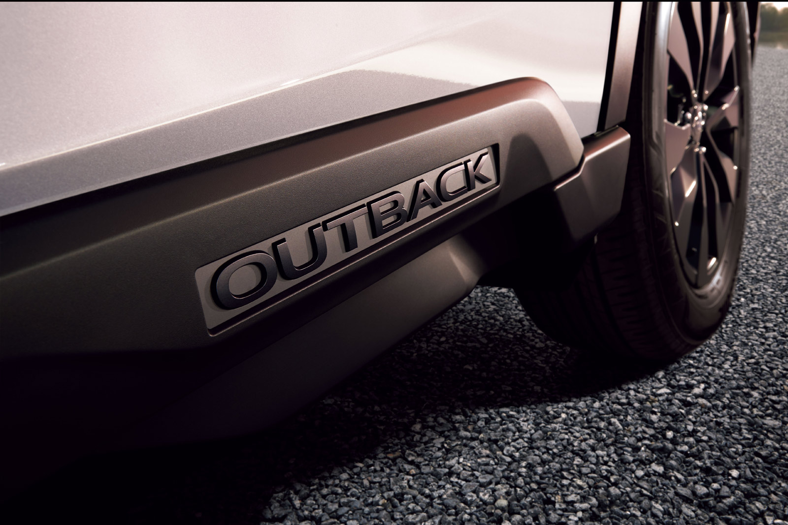 SUBARU OUTBACK 30th Anniversary サイドガーニッシュ